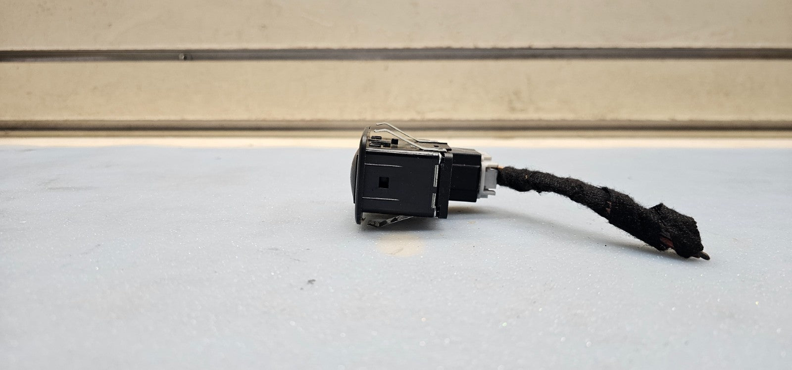 🔥07-12 Nitro Liberty Journey REAR RIGHT LEFT DOOR WINDOW CONTROL SWITCH BLACK