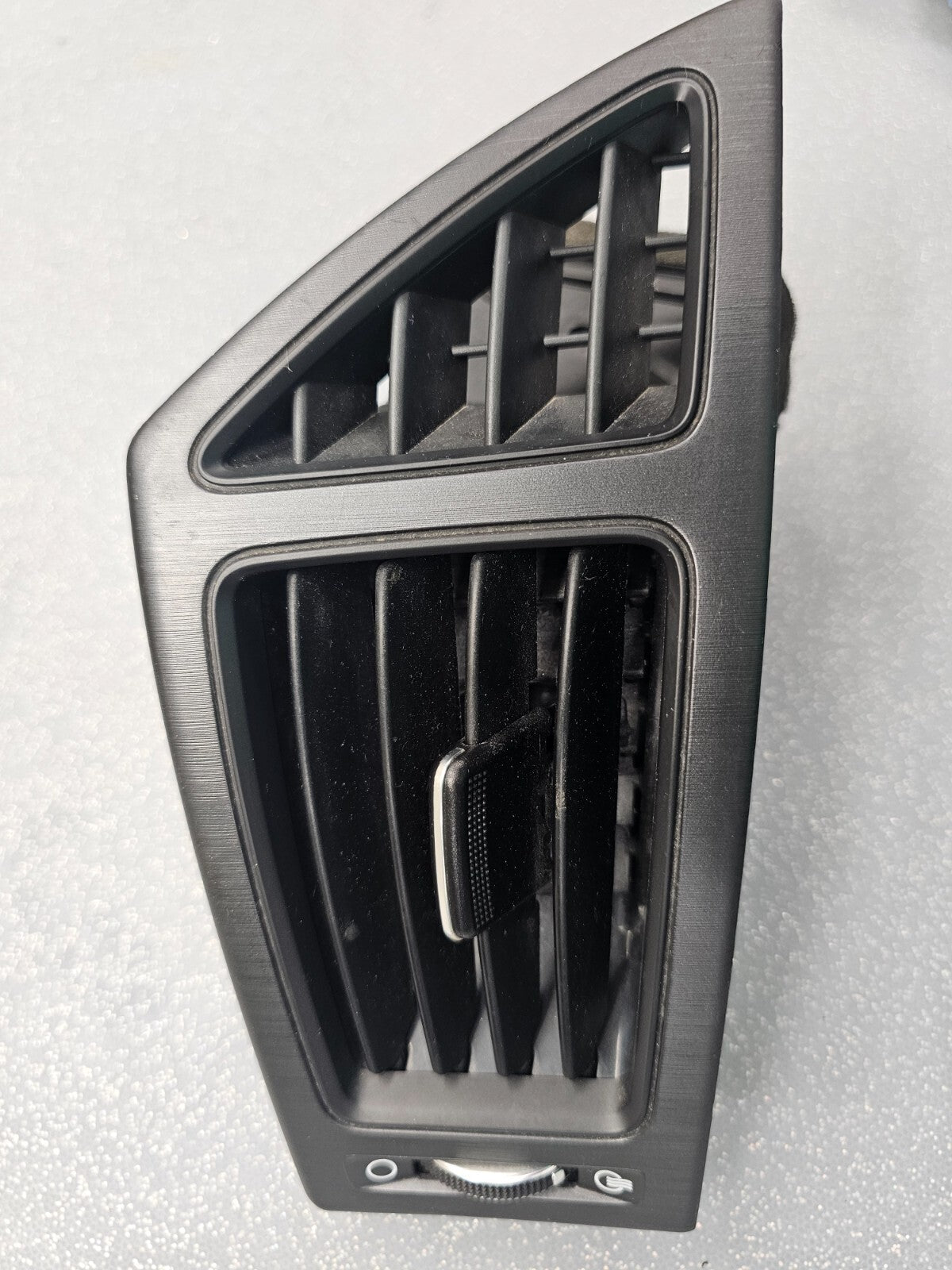 🔥09-14 HYUNDAI SONATA DASH LEFT DRIVER AIR VENT HEATER CONDITIONING OEM BLACK