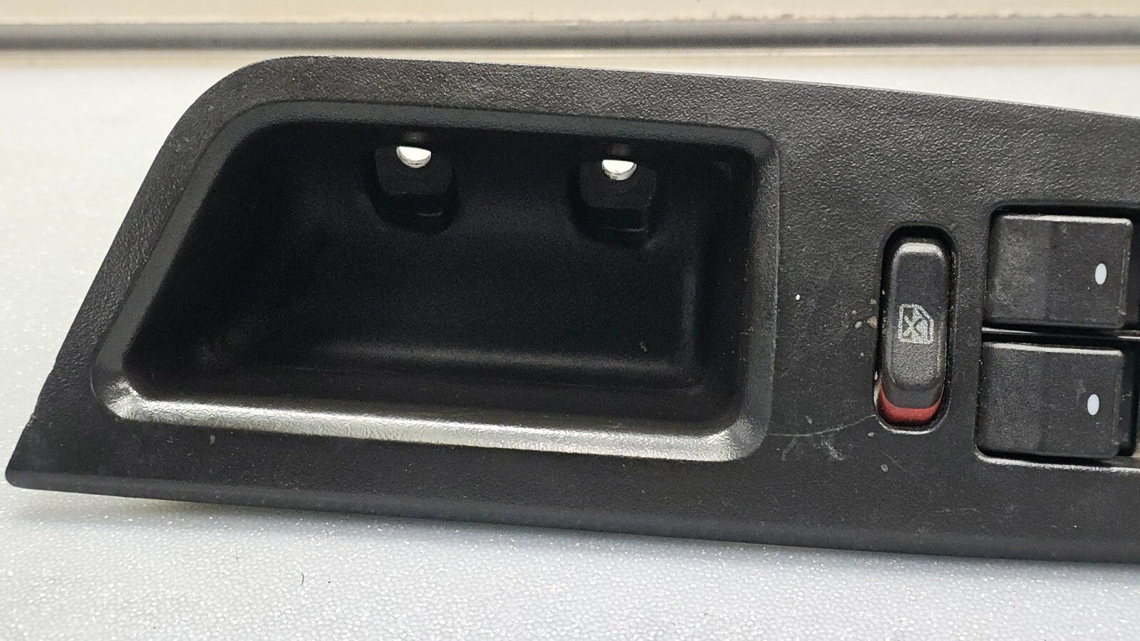 🔥06-08 CHEVY IMPALA LEFT DRIVER MASTER POWER WINDOW SWITCH BEZEL ASSEMBLY BLACK