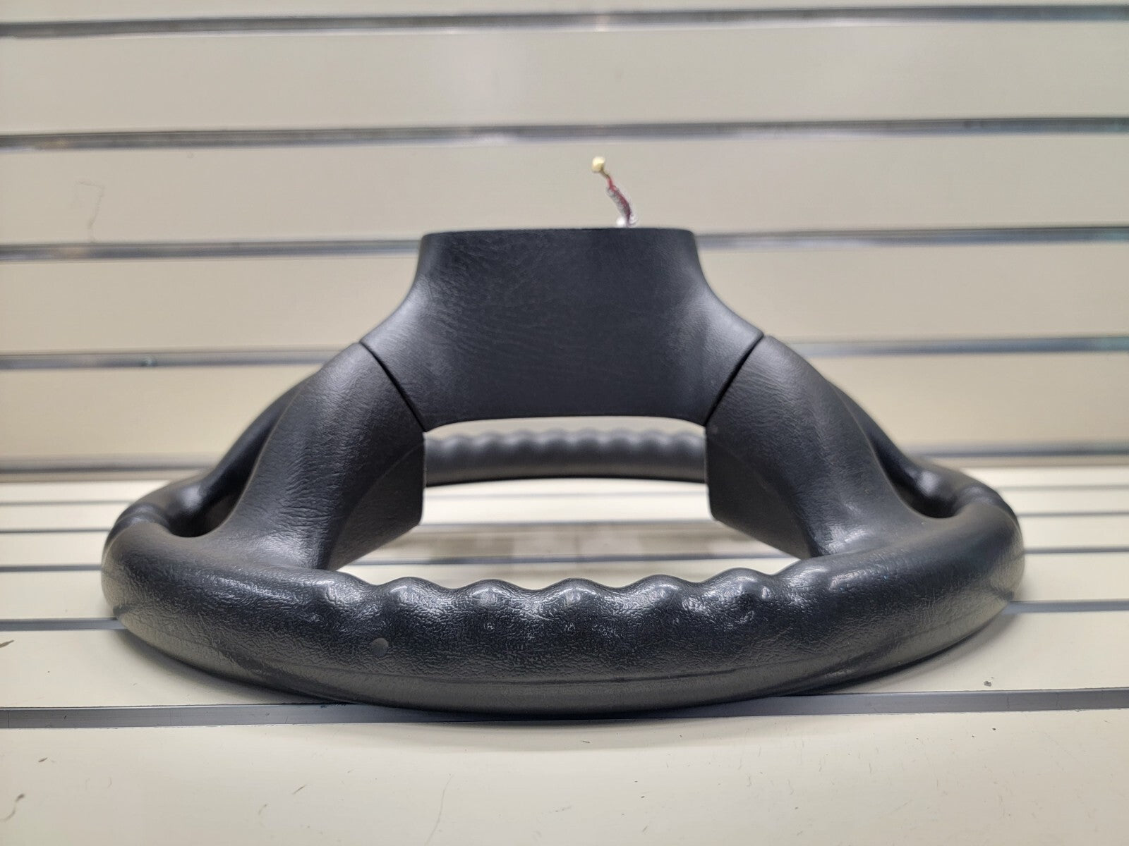 🔥03-06 SILVERADO SIERRA YUKON TAHOE SUBURBAN STEERING WHEEL LEATHER BLACK