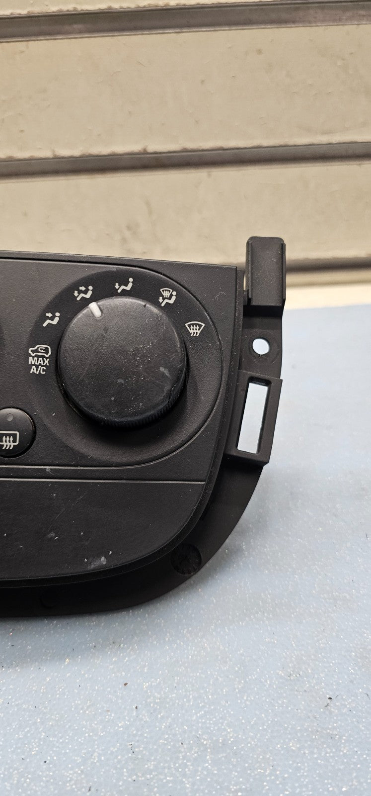 05-09 Montana Relay Uplander Terraza Dash Temperature AC Heater Climate Control