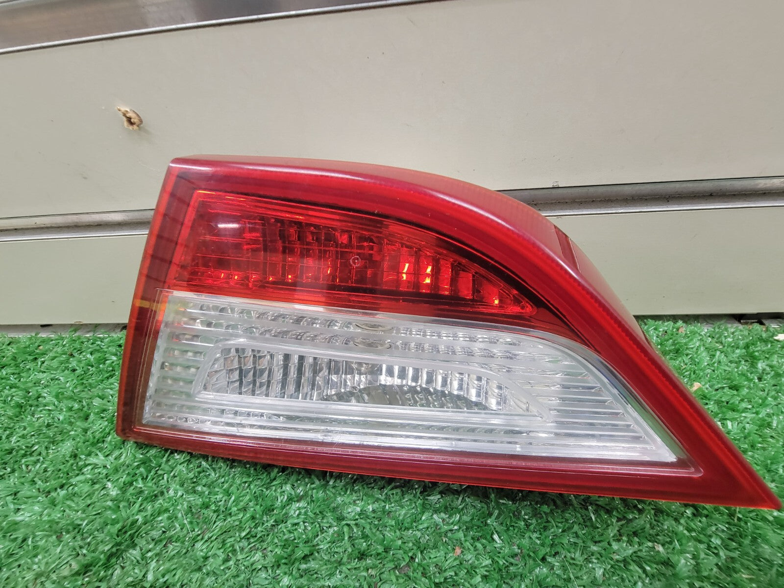 🔥2011-2014 HYUNDAI SONATA Right Passenger Tail Light Lamp Assembly On Trunk Lid