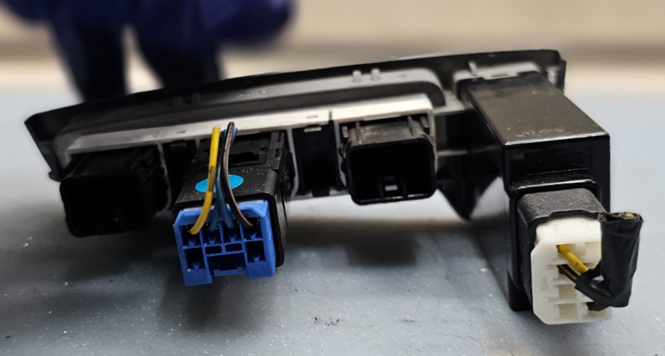🔥2011-2014 Hyundai Sonata ECO Light Dimmer Traction Control OEM