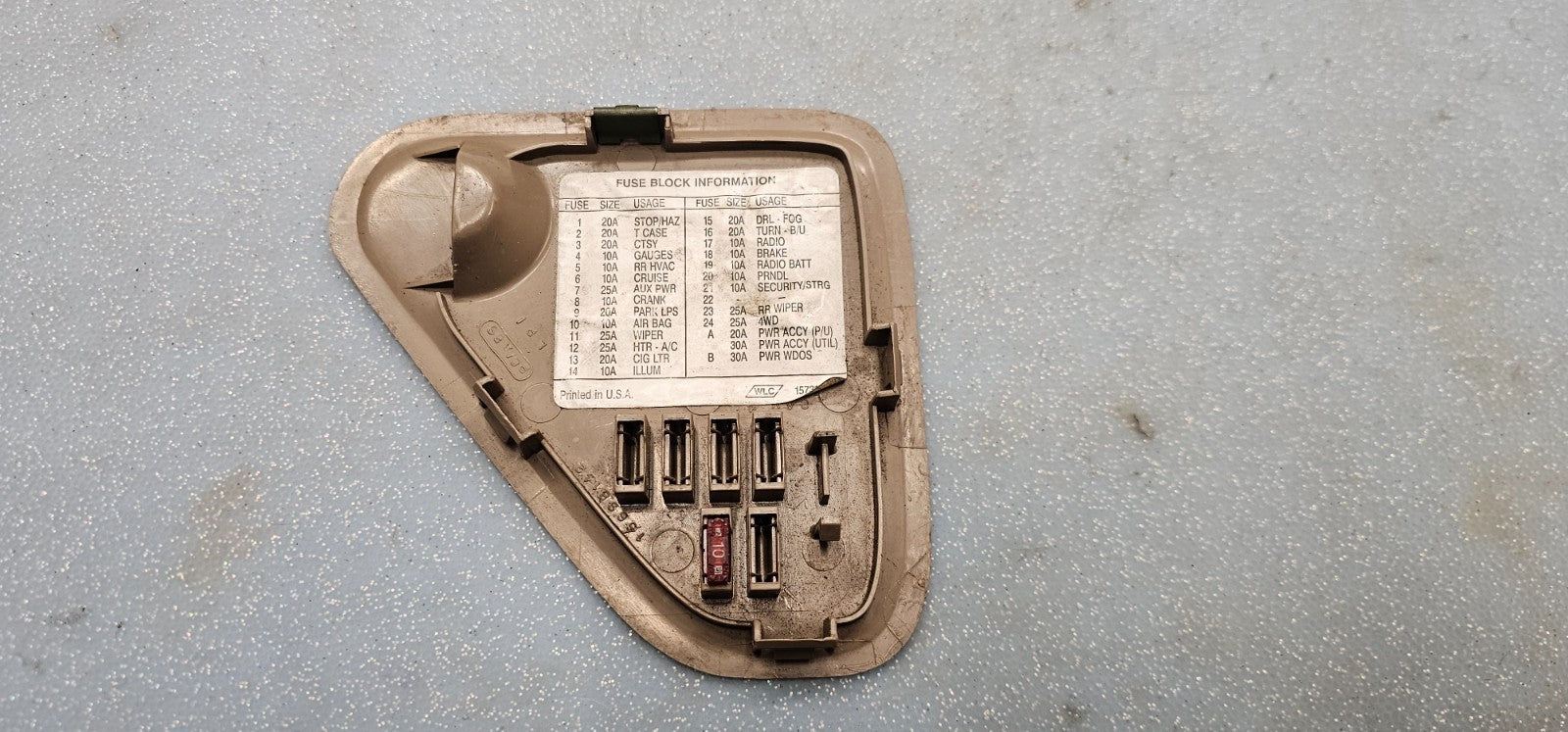 🔥95-99 Chevy GMC CK Tahoe Truck Dash Fuse Box Panel Cover Door Assembly Tan OEM
