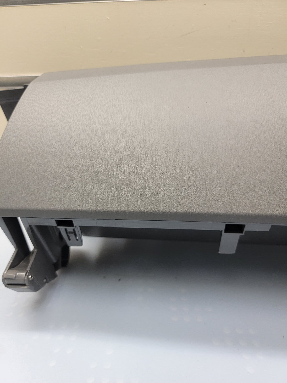 🔥2010-2015 TOYOTA PRIUS FRONT RIGHT PASSENGER GLOVE BOX COMPARTMENT OEM GRAY