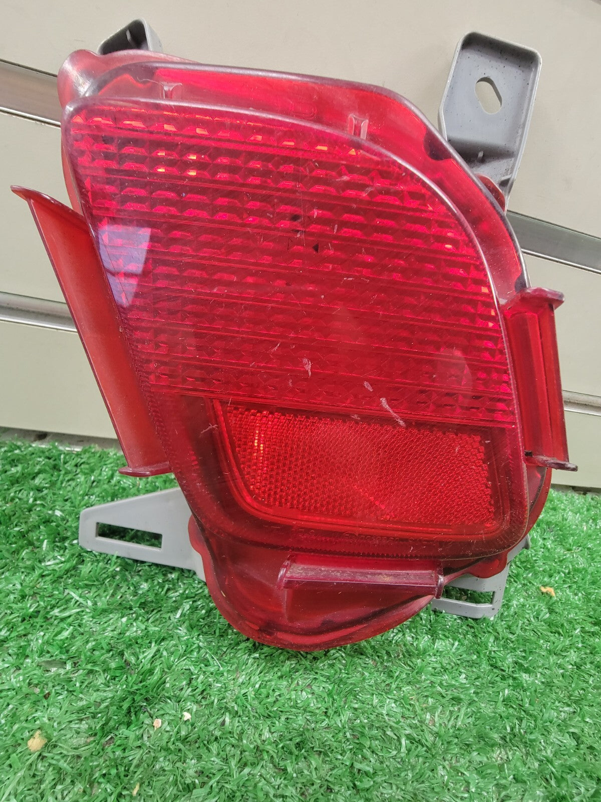 🔥14-19 Toyota Highlander Rear Bumper Reflector Passenger Tail Light Assembly