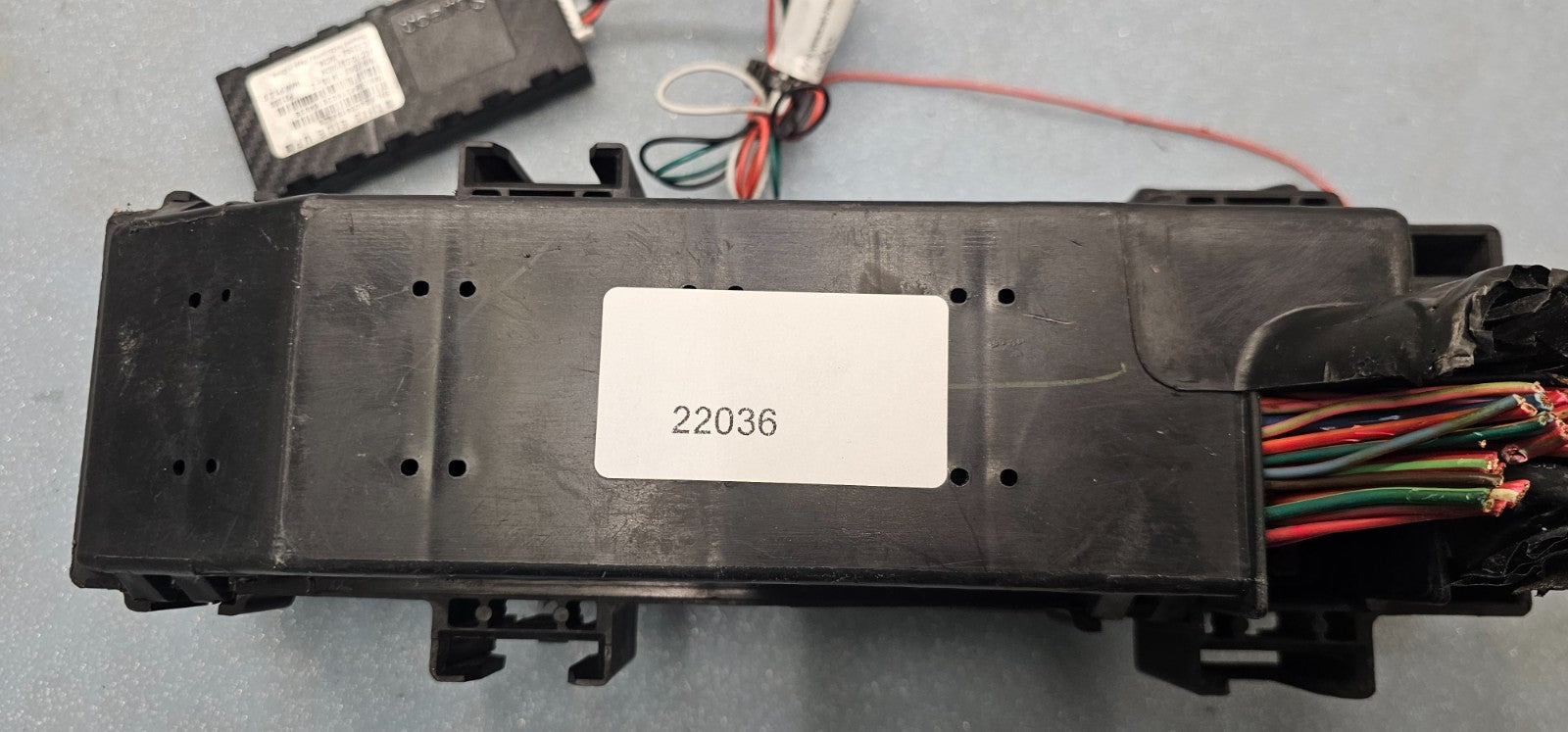 🔥2006 Commander Grand Cherokee 3.7L Engine HOOD FUSE Relay BOX Release Cover