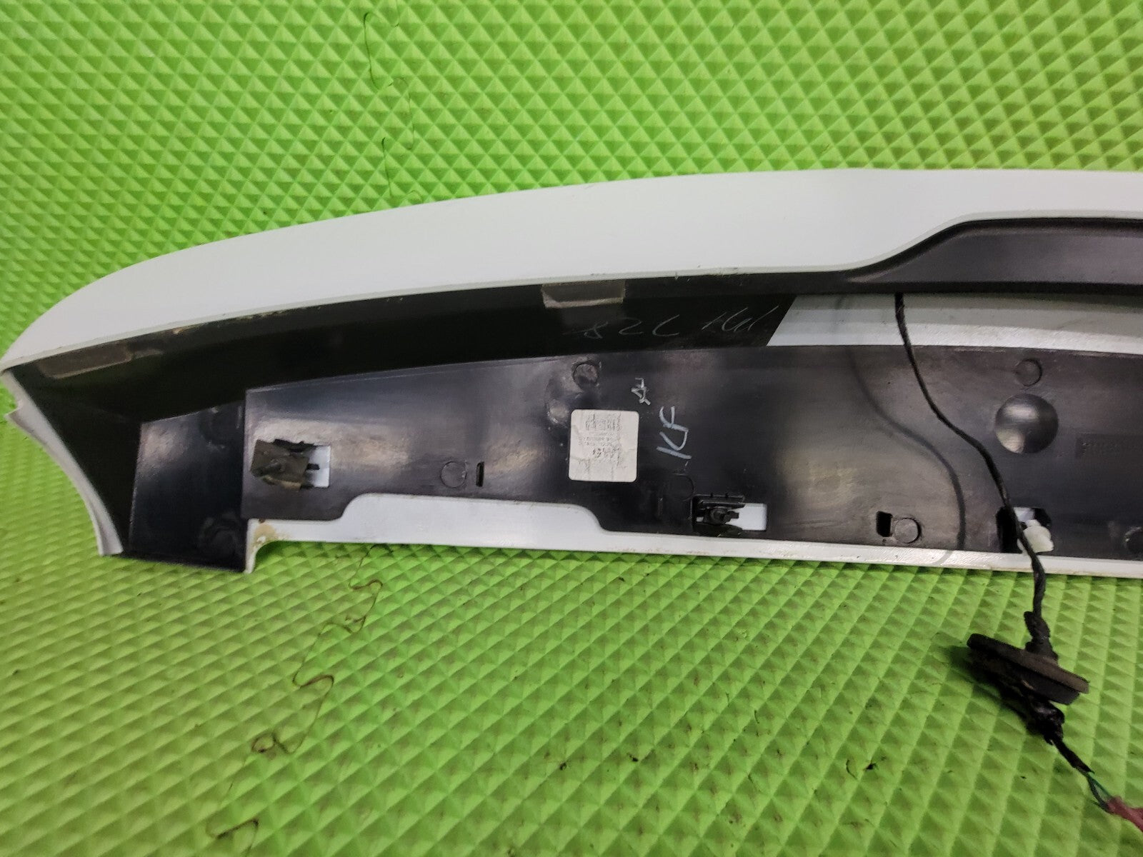 🔥2011-2017 Jeep Compass Lift Gate Hatch Spoiler Third W/Brake Light Wing White