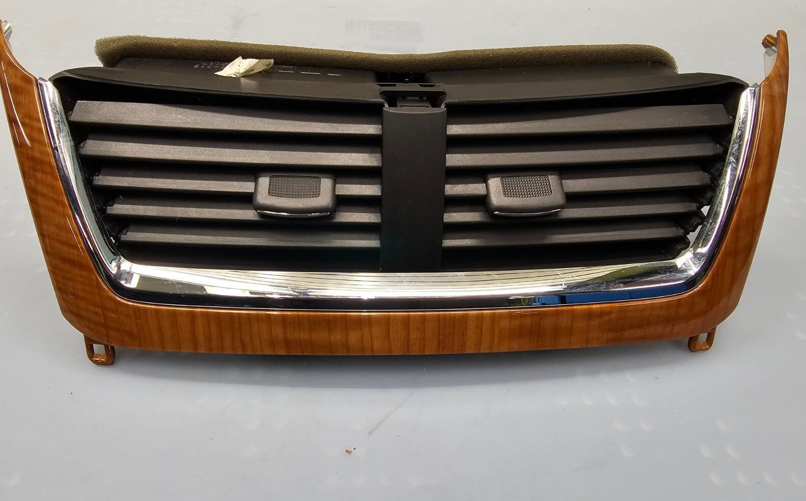 🔥08-12 Chevy MALIBU Dash Heater AIR VENT Front Center Bezel Trim WOODGRAIN
