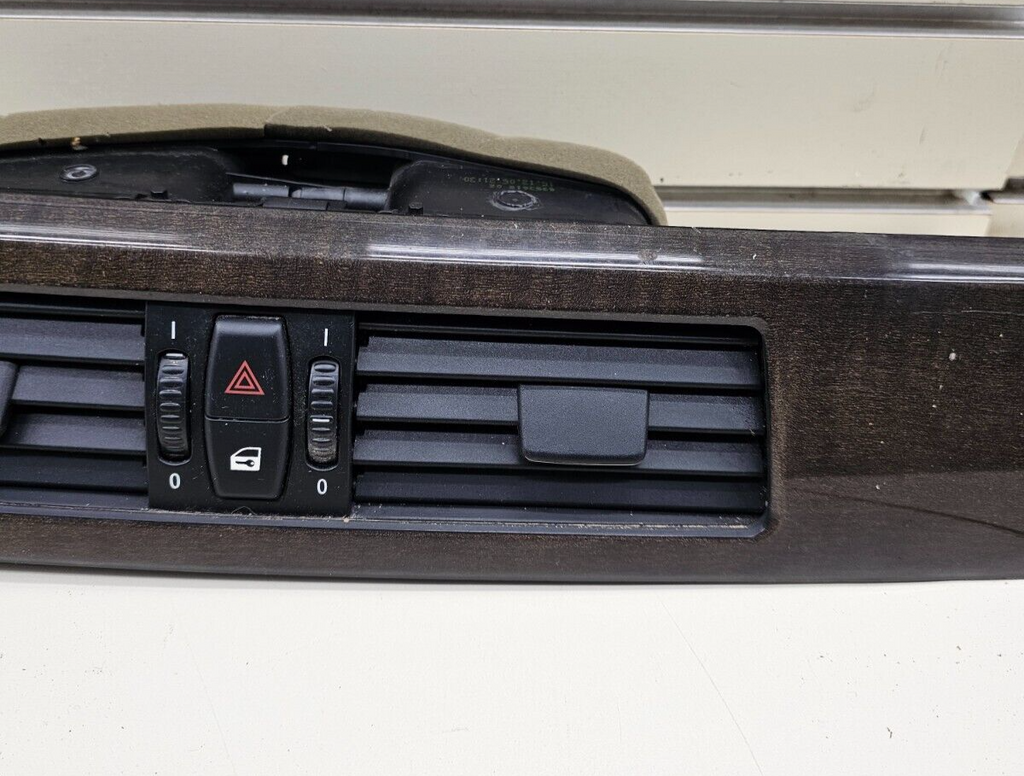 06-13 BMW E90 E92 FRONT RIGHT PASSENGER DASH TRIM PANEL VENT WALNUT WOODGRAIN