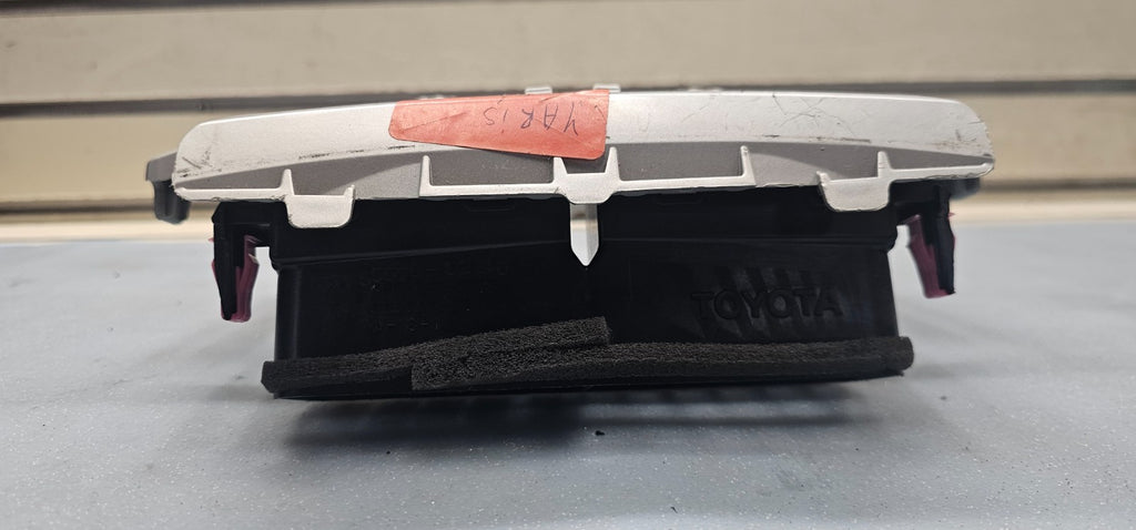 🔥06-11 YARIS Head unit Centre Dash Radio Stereo Display Panel Trim Silver