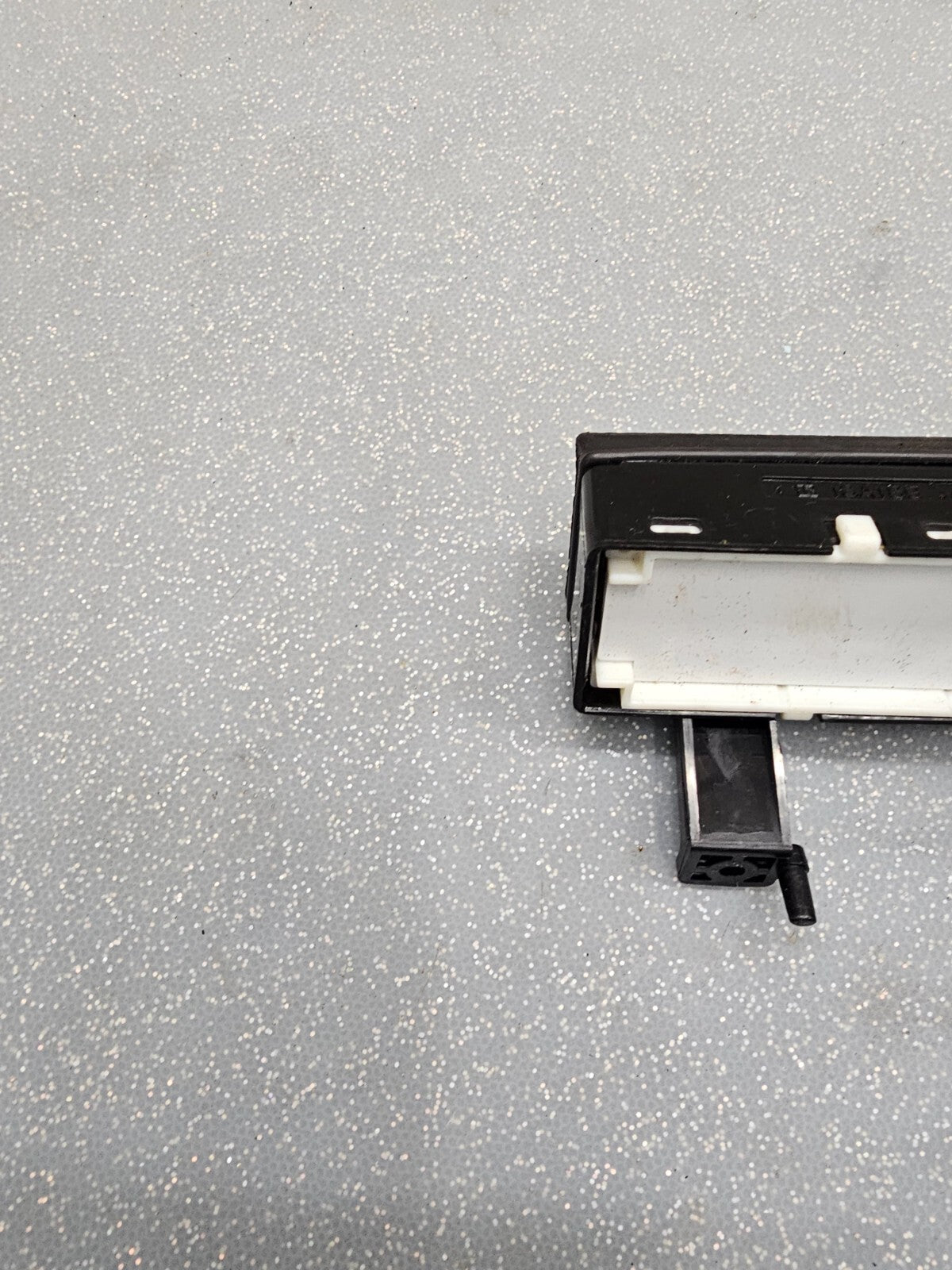 07-14 Tundra 09-16 Venza Power Left Driver Seat Switch Adjustment Regulator OEM