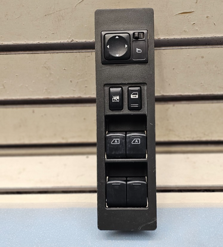 🔥04-15 TITAN ARMADA LEFT DRIVER SIDE POWER WINDOW LOCK SWITCH ASSEMBLY BLACK