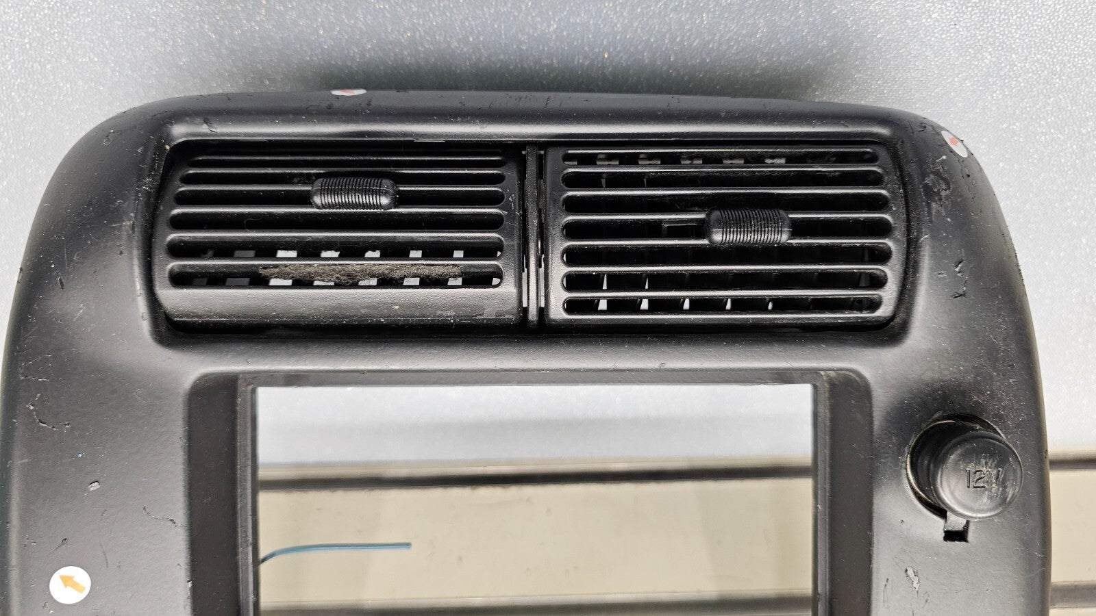 95-10 Ranger Explorer Center Dash Radio Stereo Display Bezel Trim Panel BLACK B2