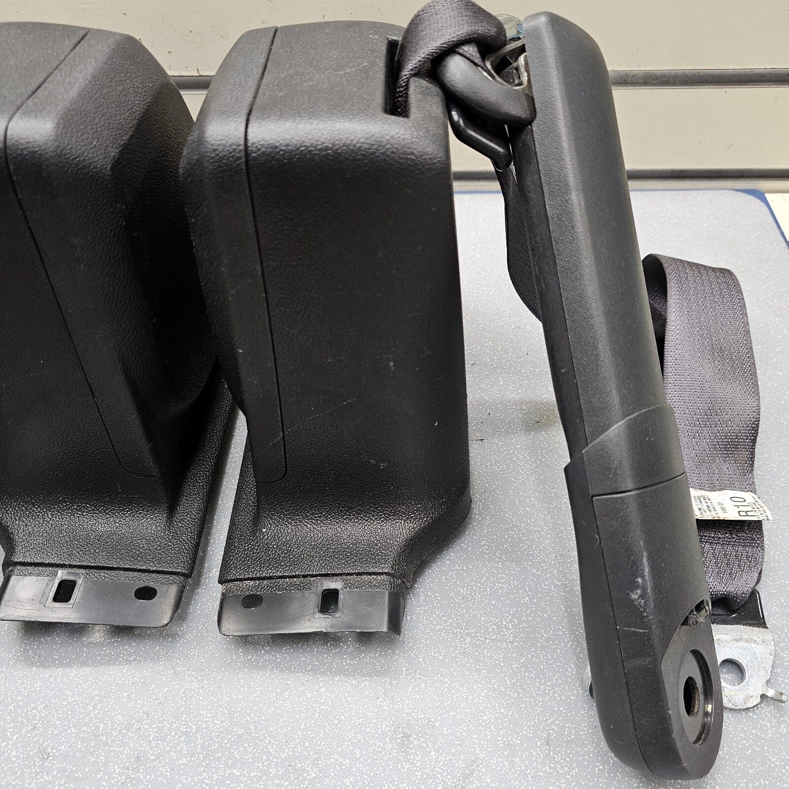 07-13 Chevy Silverado GMC Sierra Yukon Extended Cab Front Seat Belts LEFT/RIGHT