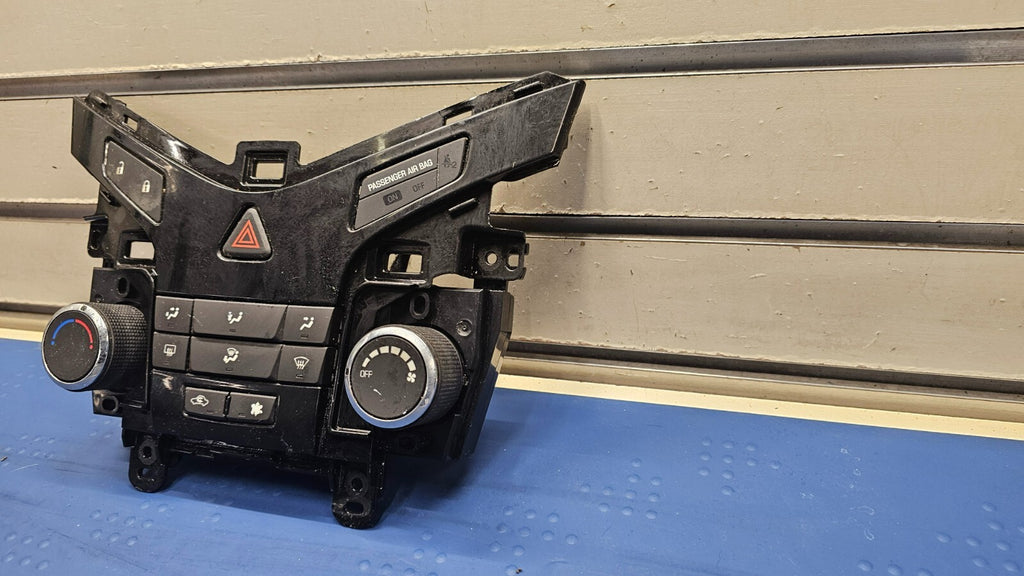 12-16 Chevy Cruze Dash AC Heater Climate Control Temperature Air Conditioner OEM