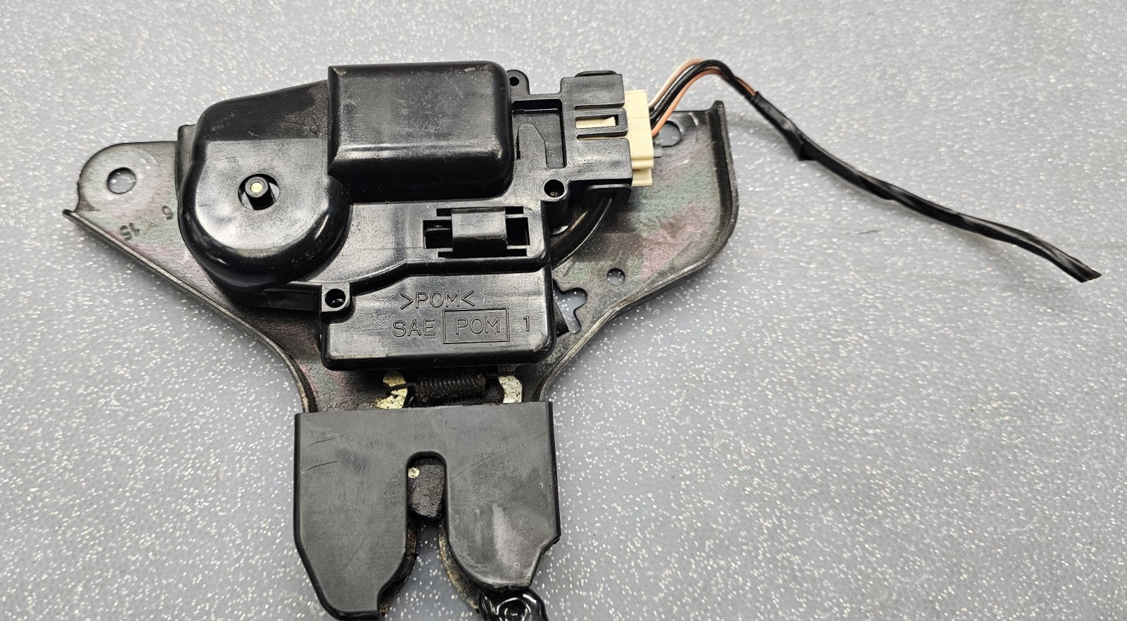 🔥2003-2007 Cadillac CTS/2005-2011 STS Trunk Lock Latch Actuator Release Lid OEM