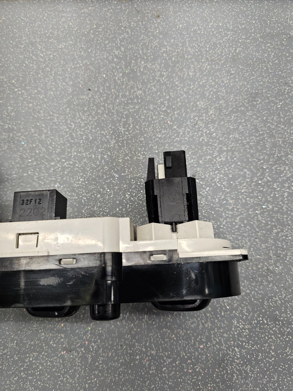 🔥2002 - 2005 Ford  Expedition A/C Heater Climate Control P: 2L-1H-19980-A OEM !