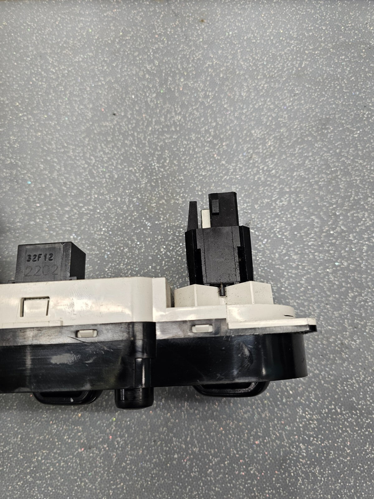 🔥2002 - 2005 Ford  Expedition A/C Heater Climate Control P: 2L-1H-19980-A OEM !