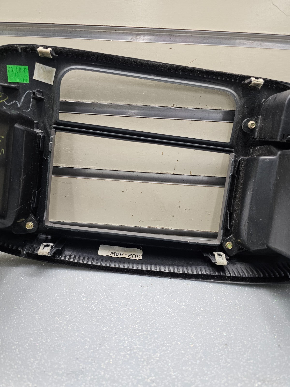 🔥97-03 Ford F150 Center Dash Radio Climate Trim Surround BEZEL Panel Line GRAY