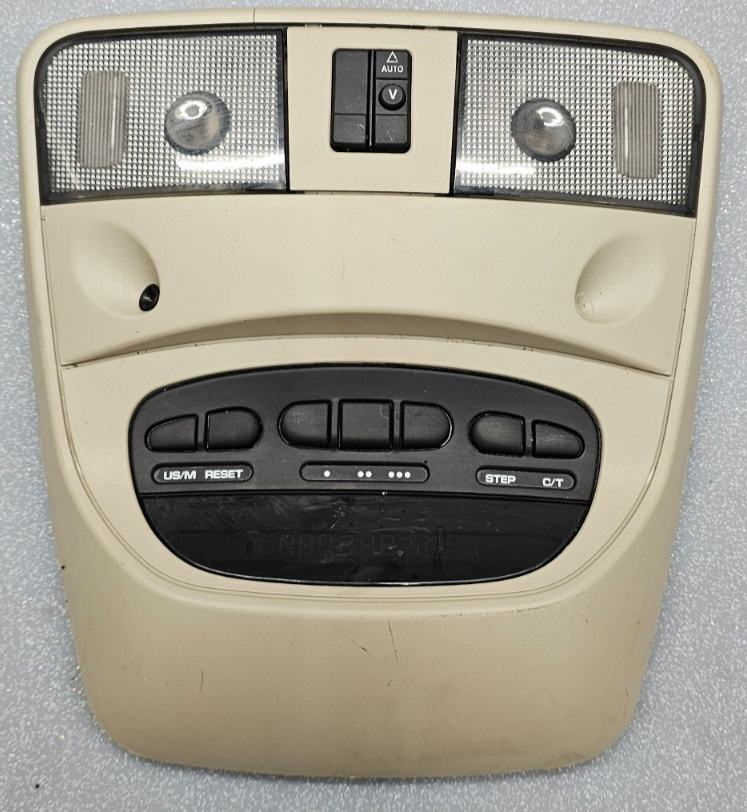 🔥06-07 Durango Dakota Overhead Console Roof Dome Light Storage Compartment Tan
