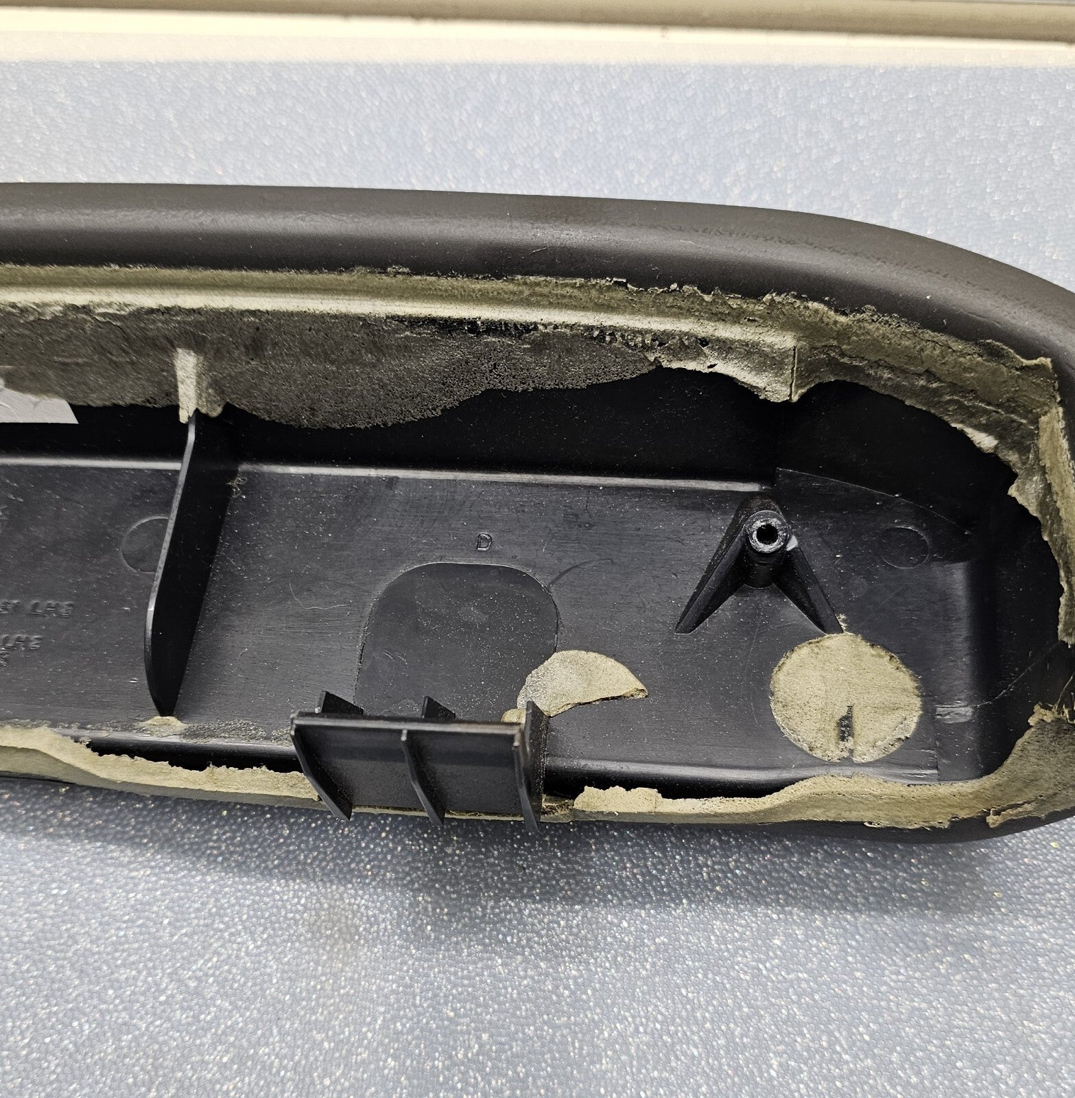 🔥99-06 Chevrolet GMC Silverado Tahoe Rear LEFT Door Armrest Handle DARK GREY H3