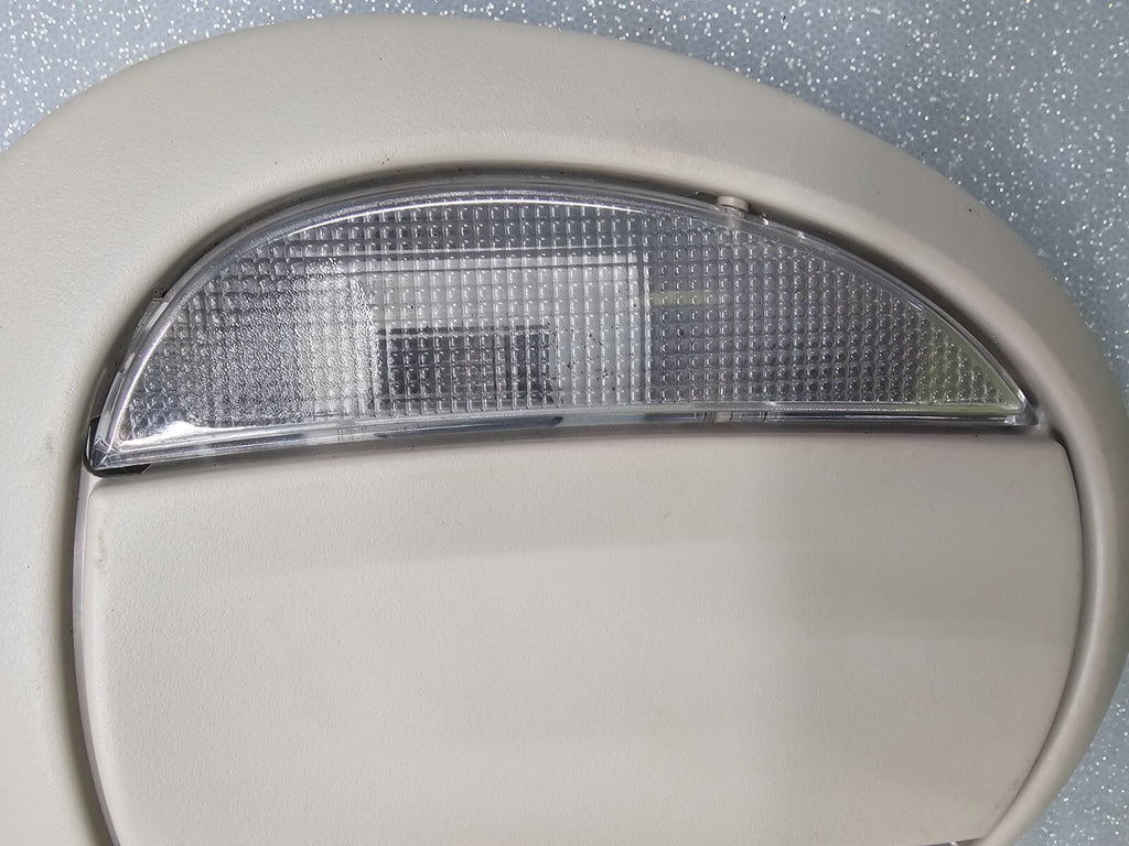 🔥01-07 Grand Caravan Town Country Overhead Console Dome Map light Assembly Tan