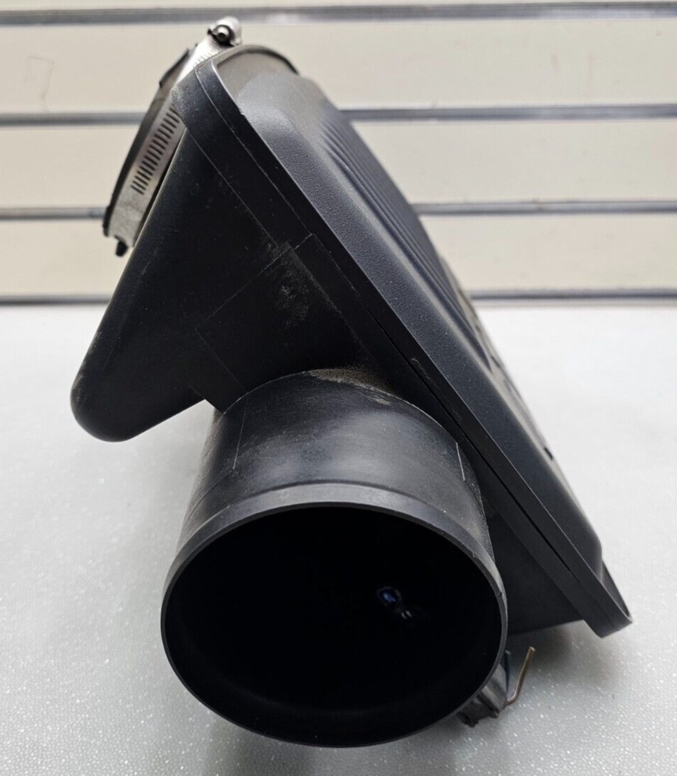 06-07 Jeep Commander Grand Cherokee 4.7L V8 Air Box Resonator OEM/JC