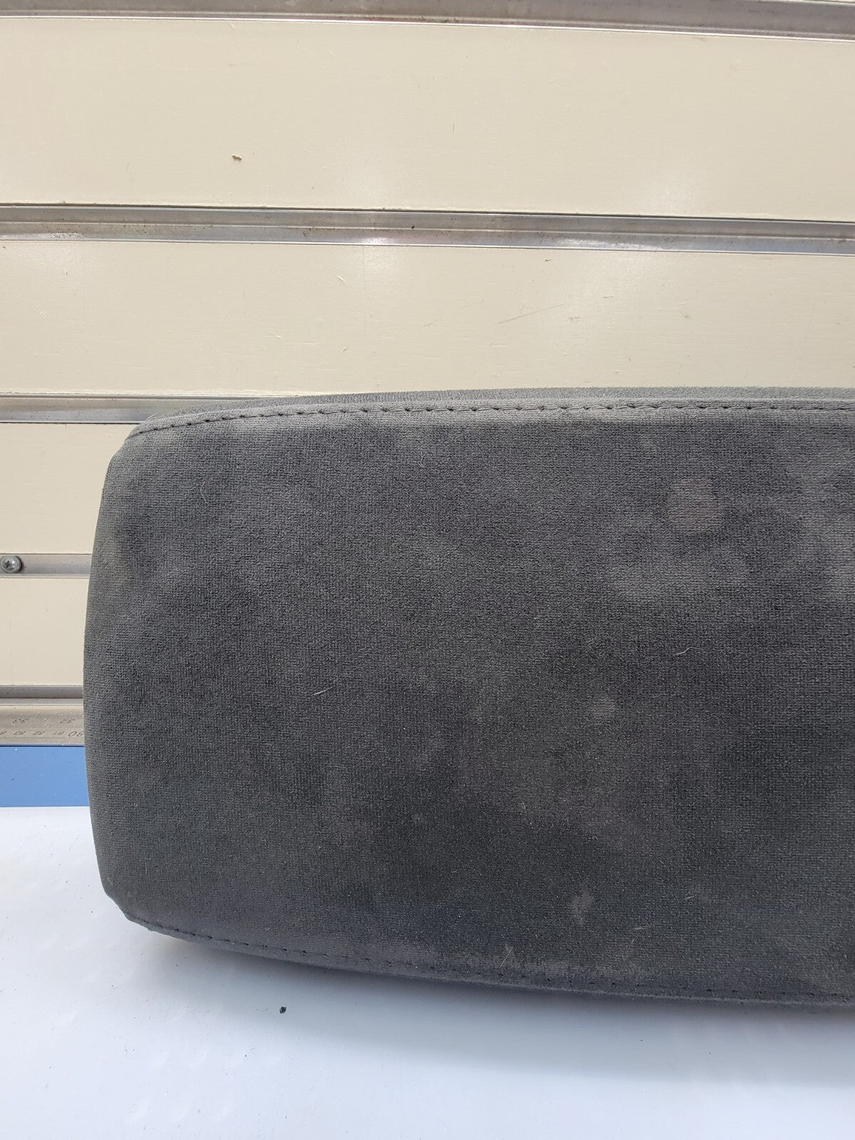 🔥2007-2012 Nissan Altima Complete Center Console Lid/Armrest Black OEM