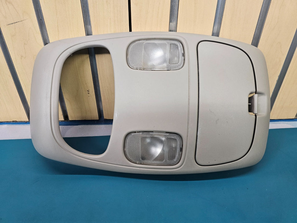 02-05 Dodge RAM Overhead Console DOME Light Roof Storage Compartment LT GRAY 05