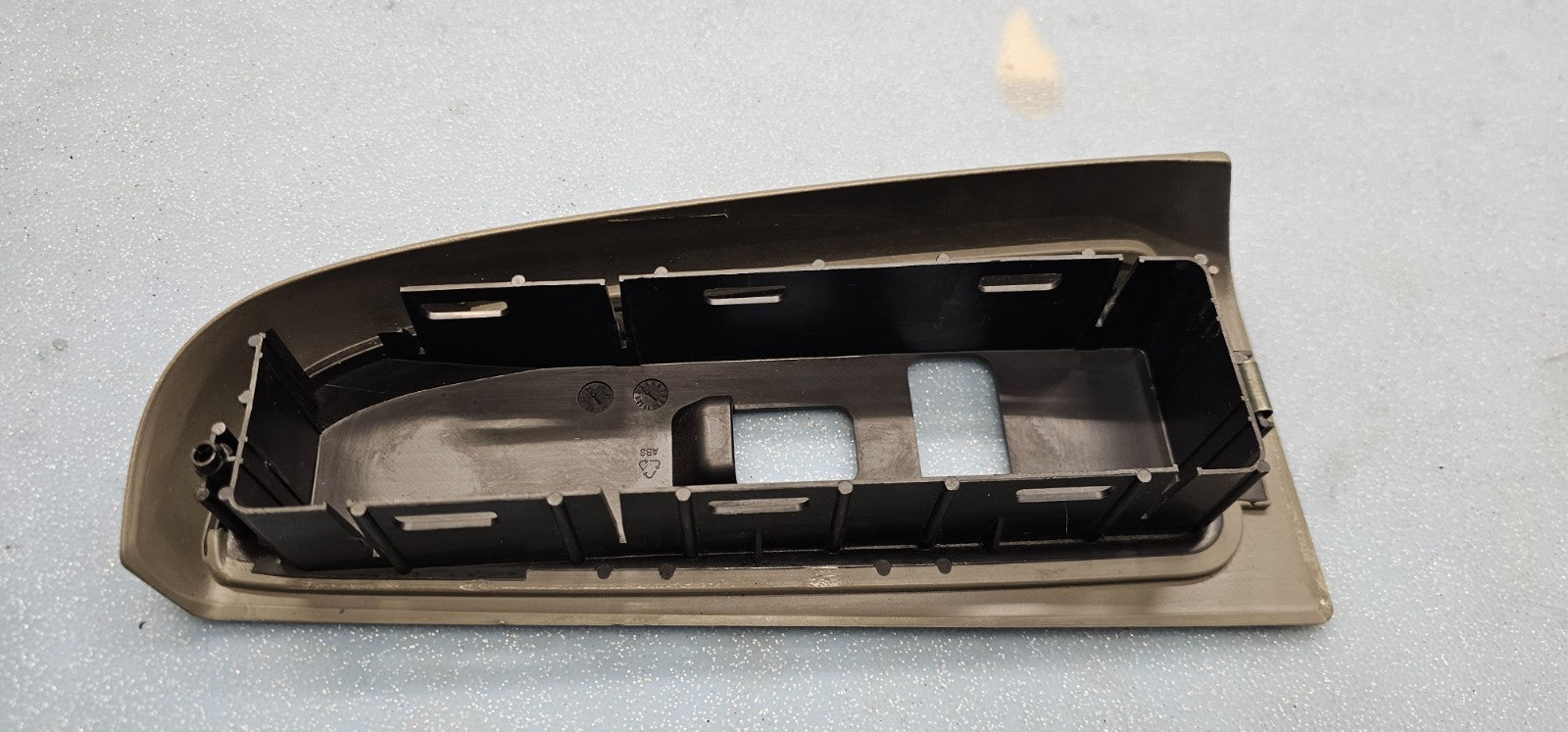 🔥03-06 Silverado SIERRA Door Window Switch FRONT RIGHT Passenger TAN/Black