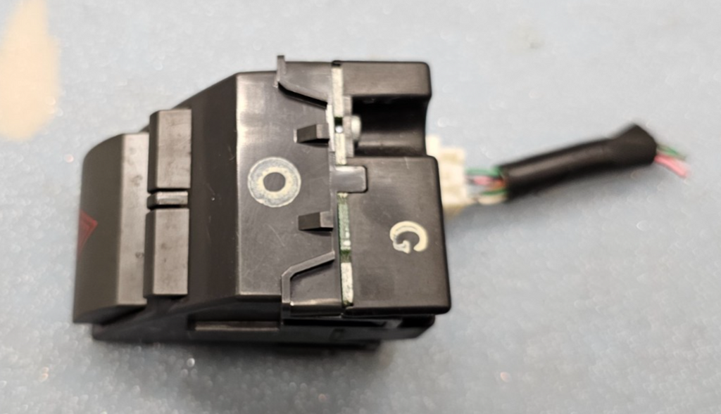 🔥07-11 Camry Center Dash Emergency Hazard Light Warning Switch Assembly Black