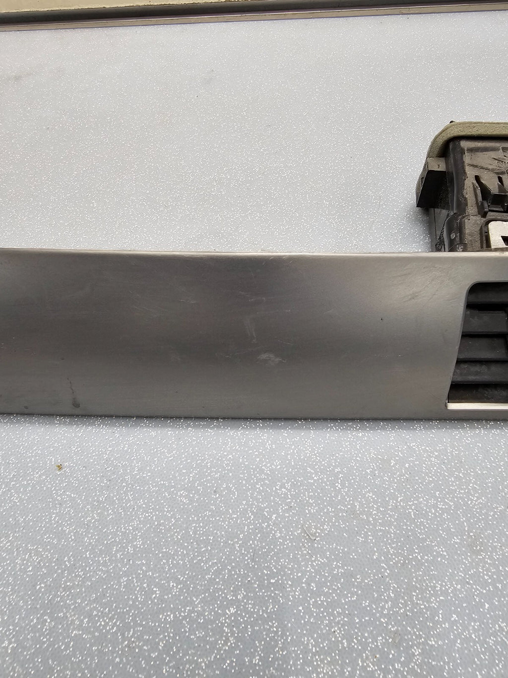 🔥2007-2012 NISSAN VERSA DASH AC AIR VENT W/ BEZEL PANEL RIGHT SIDE OEM SILVER
