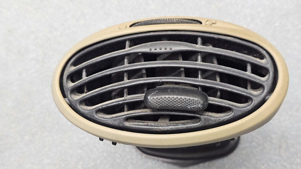 🔥00-04 FORD FOCUS Dash Left Driver Air Vent A/C AC Heater Panel Black/Tan