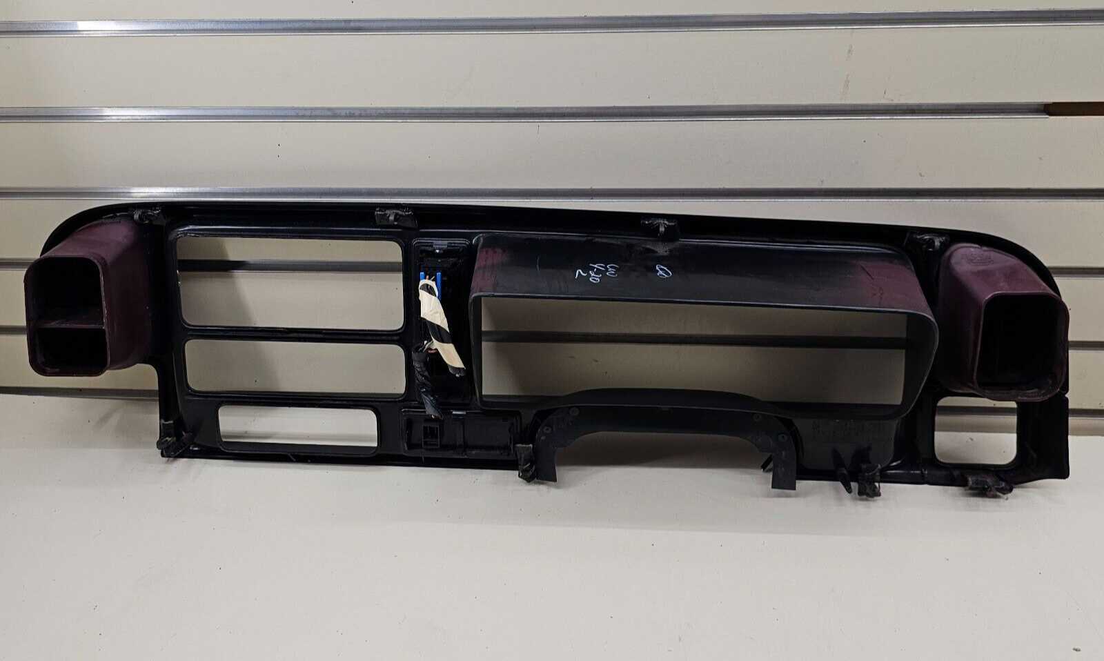 🔥95-99 CHEVY GMC TRUCK CK Instrument Cluster Speedometer Dash Bezel Red OEM C3