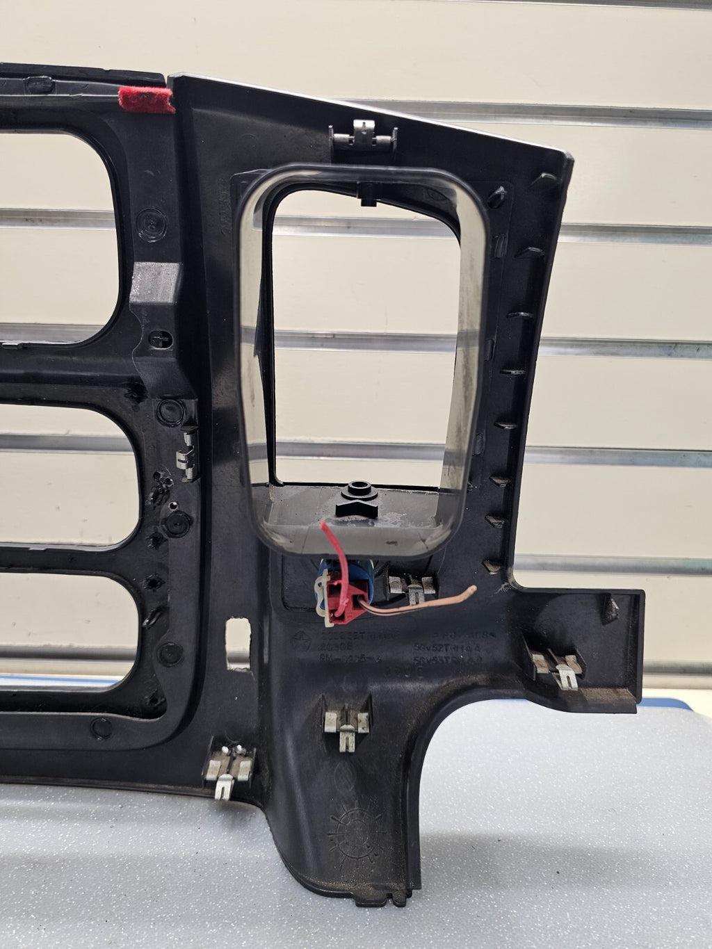 🔥02-05 Dodge RAM Dash RADIO SUUROUND Bezel Climate Trim Panel Storage Black B10