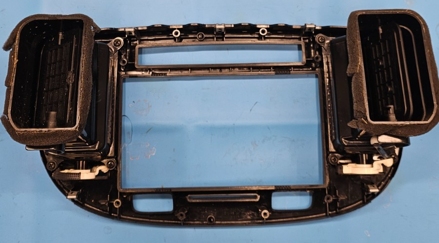 🔥06-11 Kia Rio Center Dash Trim AM FM Radio Stereo Display Bezel Climate Black