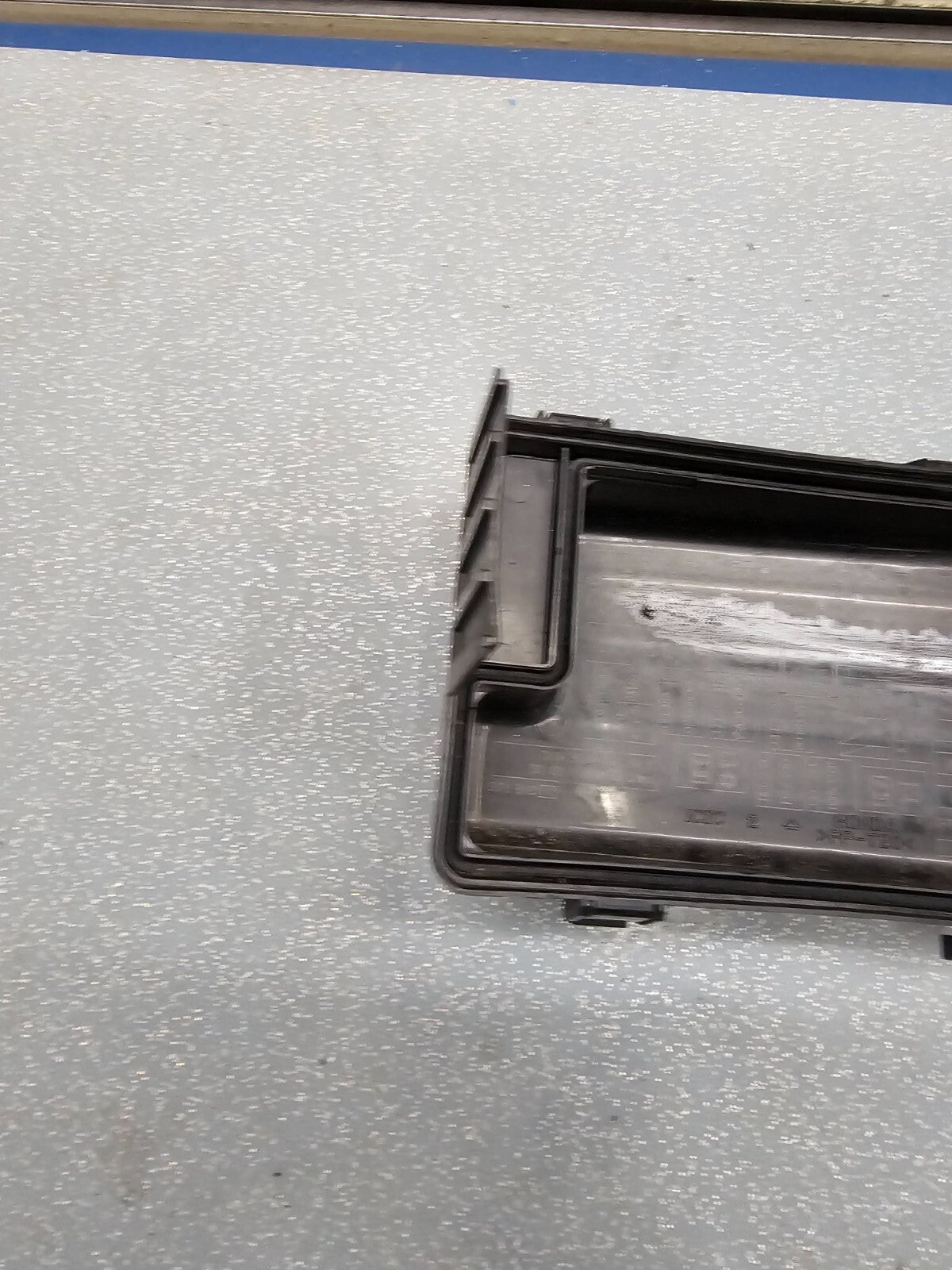 🔥2005-2010 Honda Odyssey Under Hood Fuse Relay Box Cover Lid Black