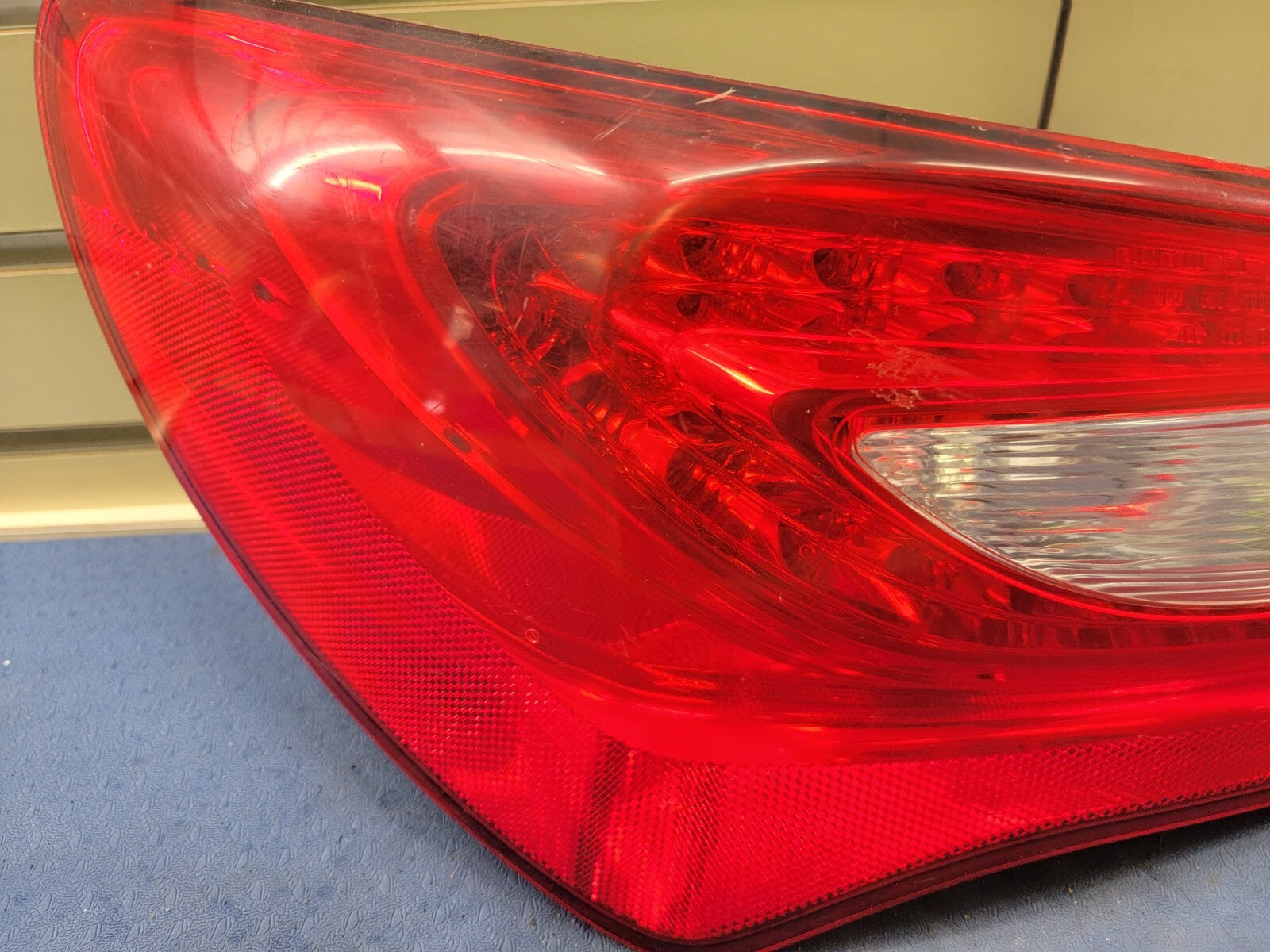 🔥2011 - 2014 Chrysler 200 Tail Light taillight tail lamp DRIVER side left