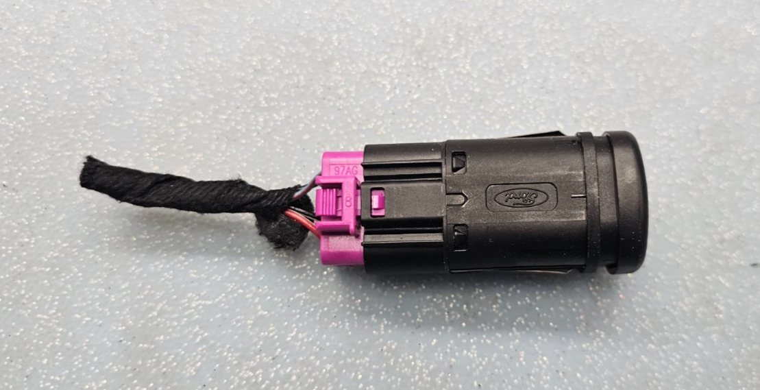 🔥01-07 Escape Hazard Light Emergency Flasher Switch Button Assembly Black
