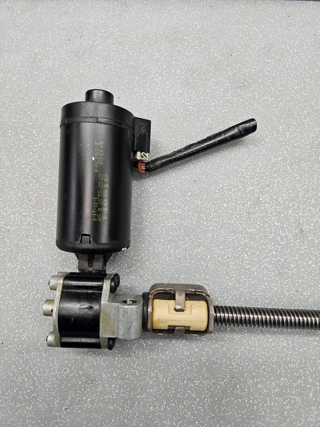 08-15 Nissan Titan driver seat forward back adjustment motor Assembly NON MEMORY