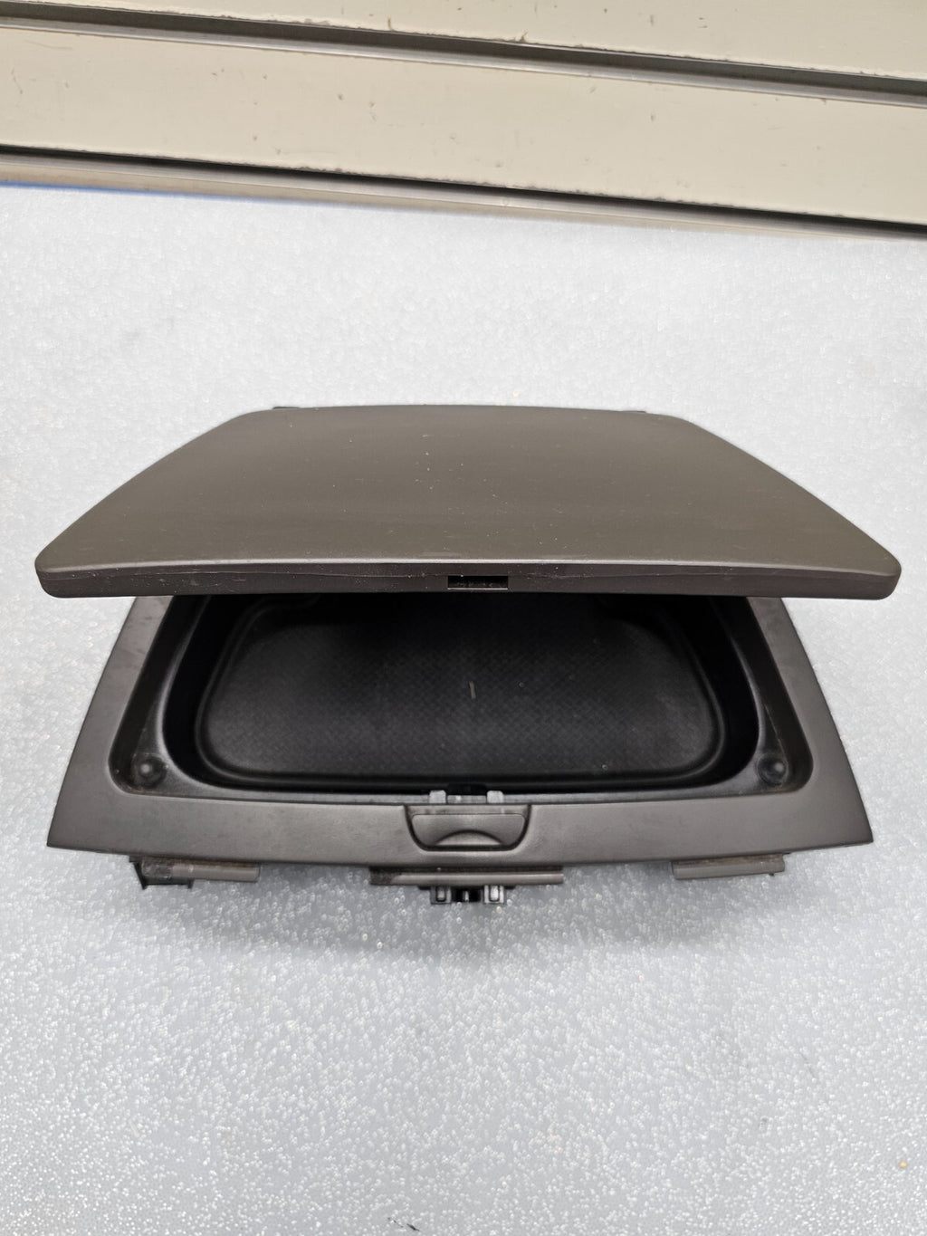 🔥07-10 Hyundai Elantra Center Upper Dash Cubby Storage Compartment Black OEM