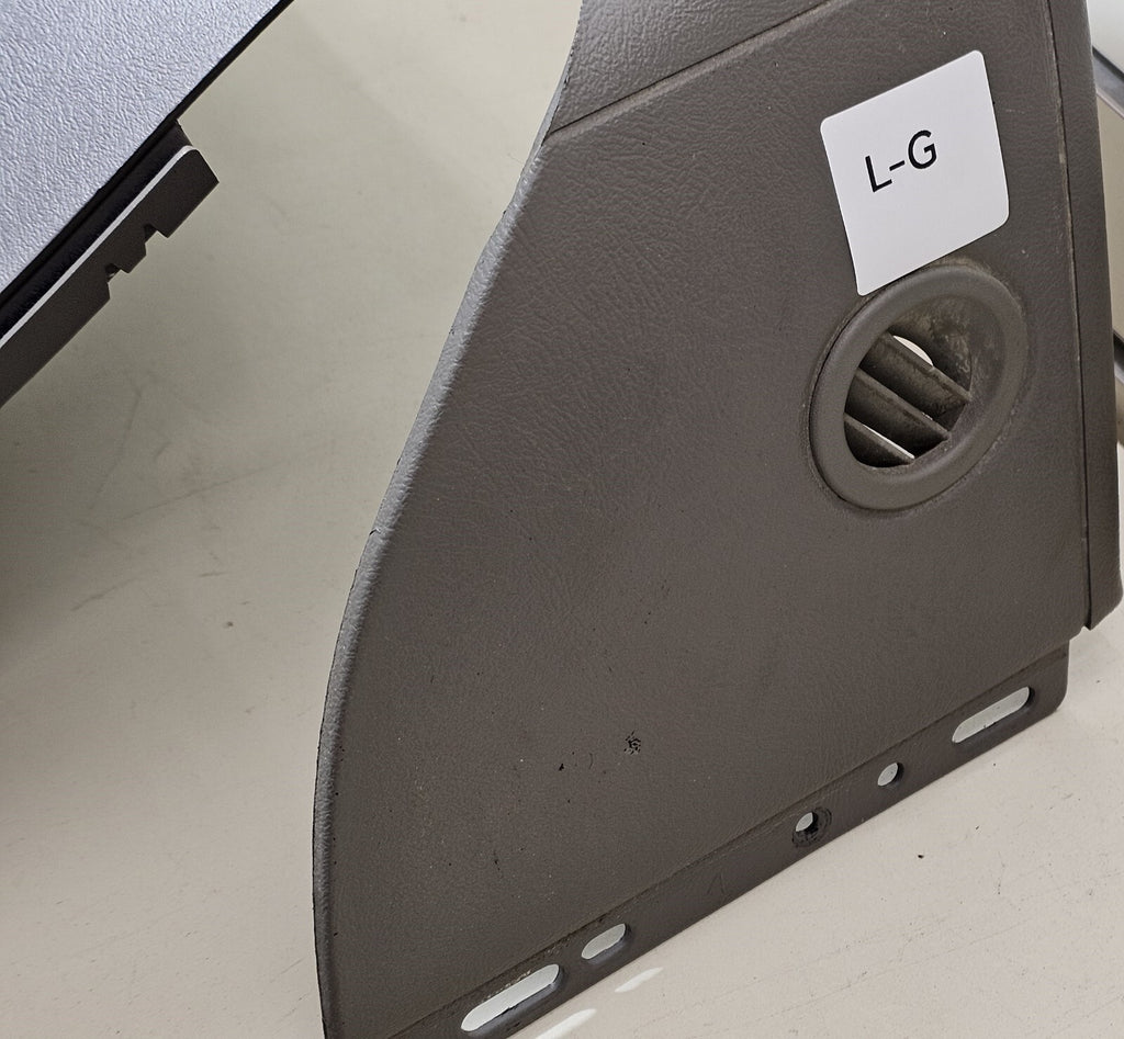 🔥99-06 SILVERADO SIERRA TAHOE Upper Cap Cover Top Dashboard Pad LIGHT GRAY DP1