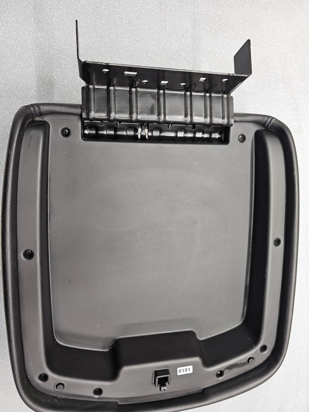 🔥07-13 Tahoe Suburban Yukon Leather Console Lid Armrest Cover Top Pad Black JS5