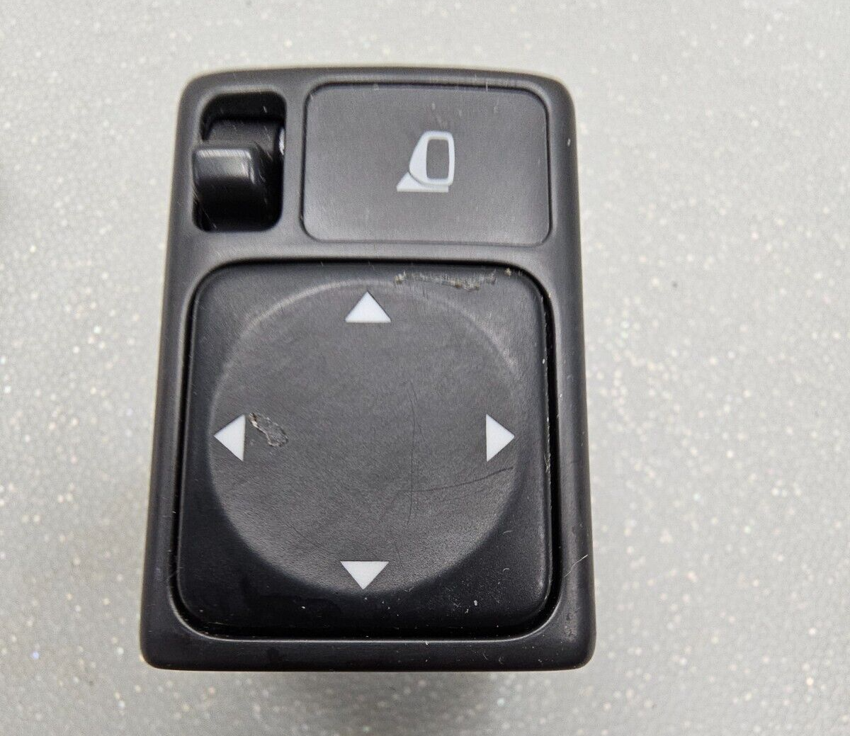 04-08 Nissan Armada Pathfinder Titan Mirror Dash Rocker Switch Control Assembly