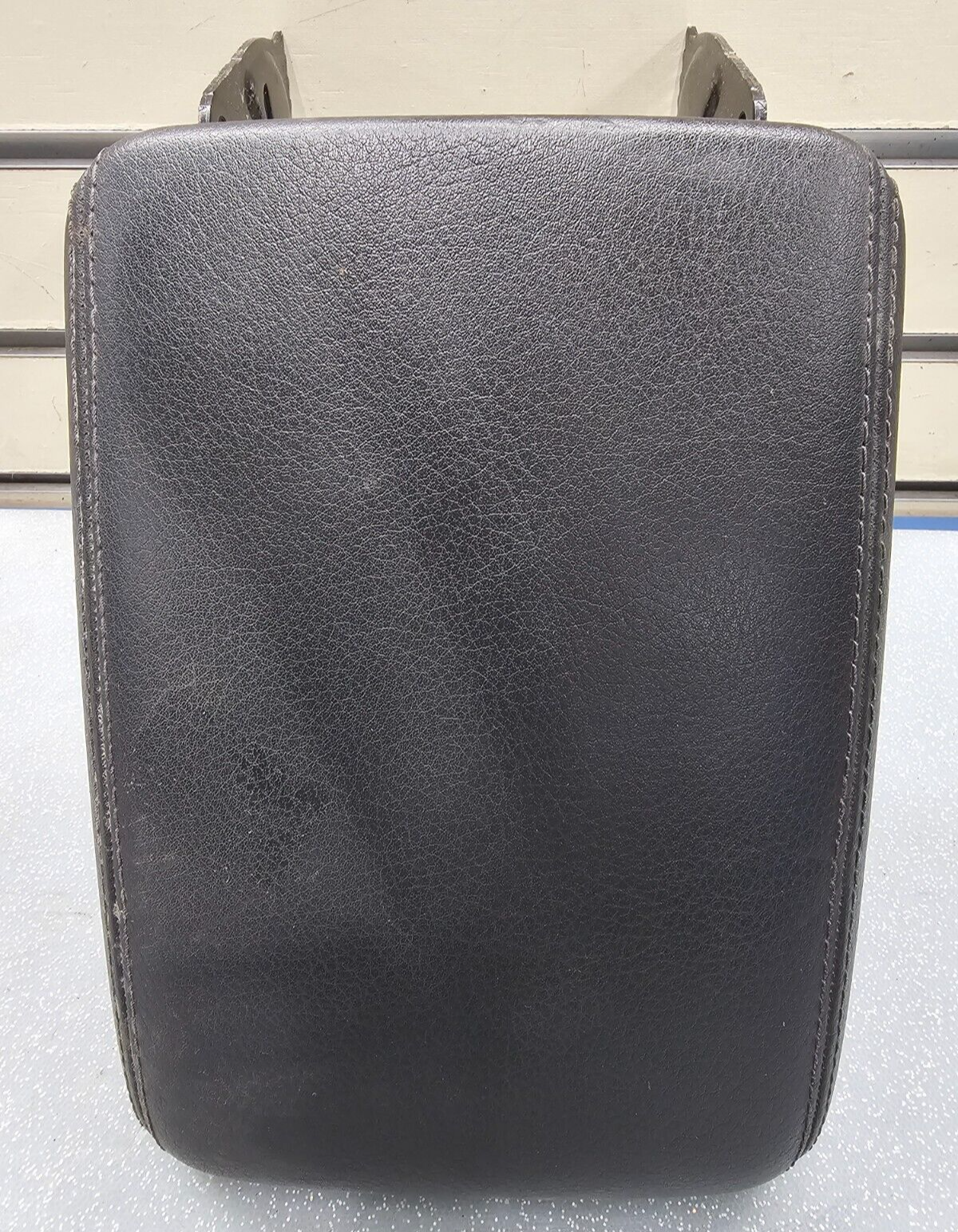 🔥08-17 Audi S4 S5 A4 FRONT CENTER CONSOLE ARMREST LID Storage Assembly Black