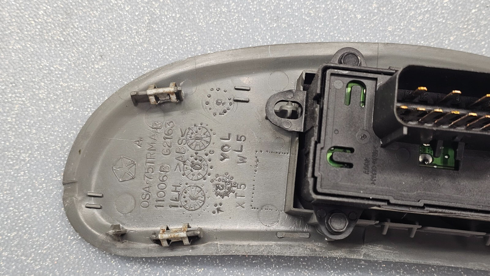 🔥04-07 CARAVAN TOWN COUNTRY DRIVER MASTER DOOR LOCK WINDOW CONTROL SWITCH GRAY