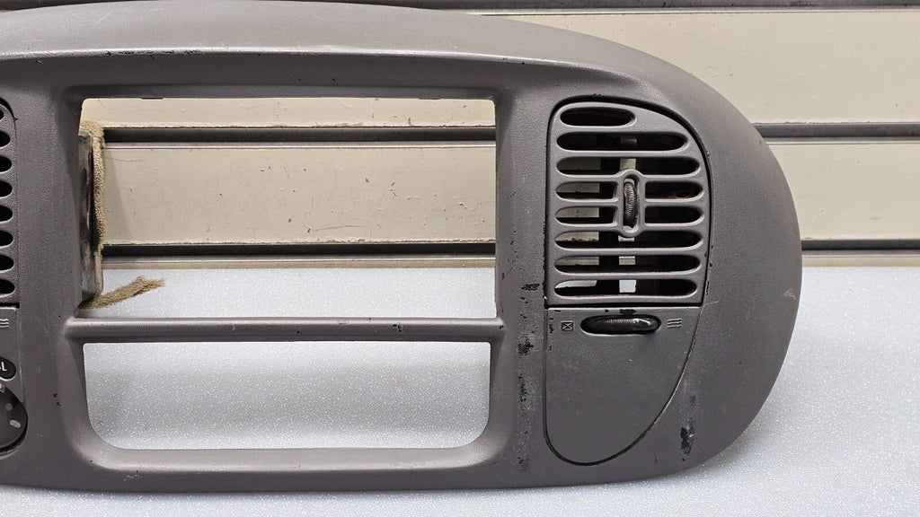 🔥97-03 Ford F150 Center Dash Radio Climate BEZEL Trim Panel 🔴A4WD GRAY B1