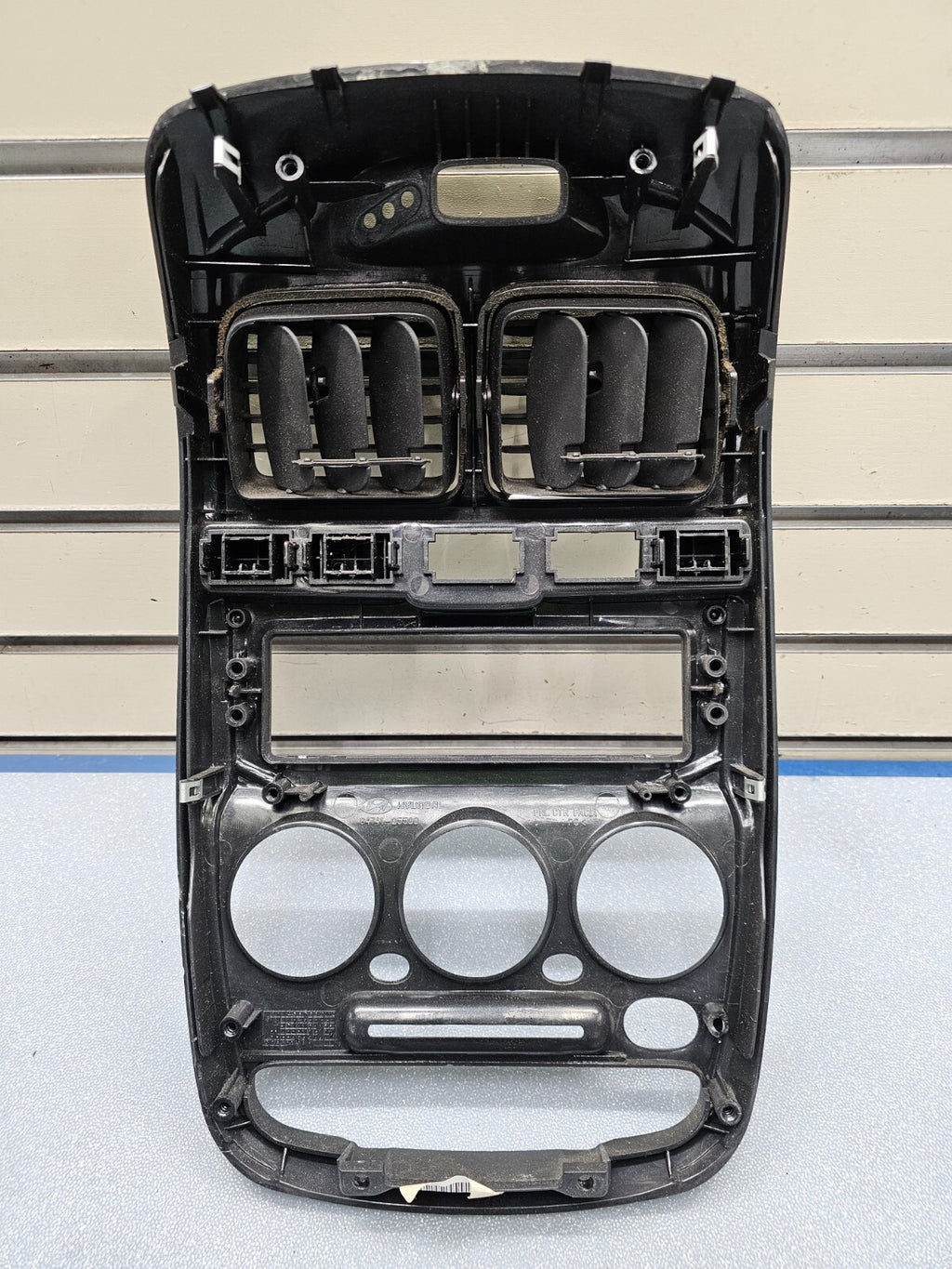 🔥03-05 Hyundai Accent Dash Radio Trim Panel Stereo Display Climate Bezel Black