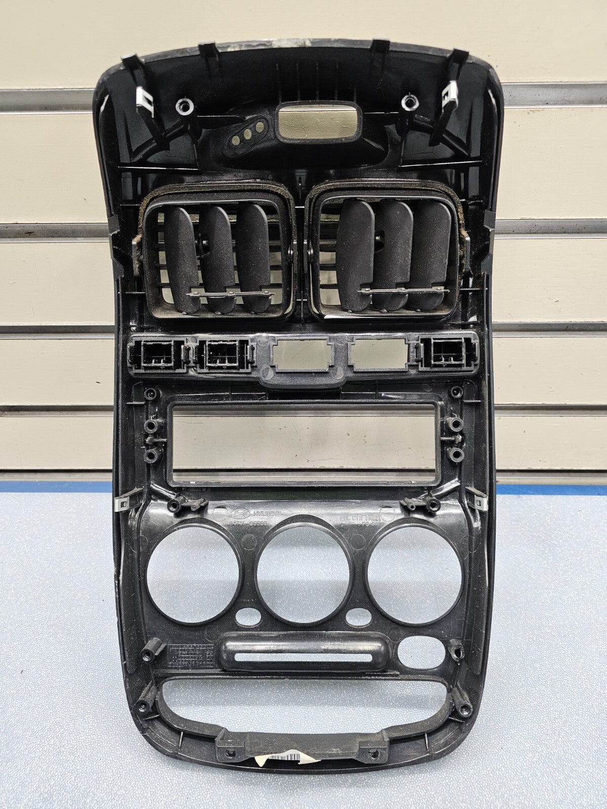 🔥03-05 Hyundai Accent Dash Radio Trim Panel Stereo Display Climate Bezel Black